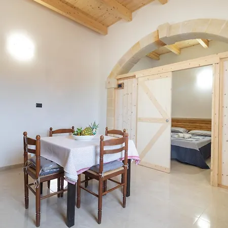Casa Vacanza Il Viale Apartment Torre Lapillo